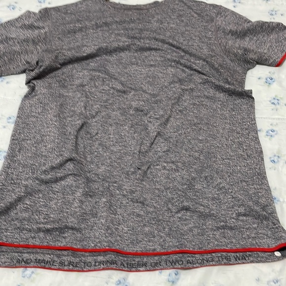 Lululemon Metal Vent Shirt - Picture 1 of 6